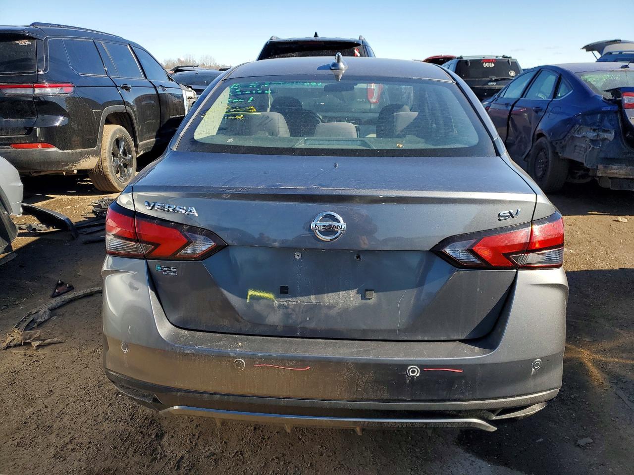 2021 NISSAN VERSA SV photo 11