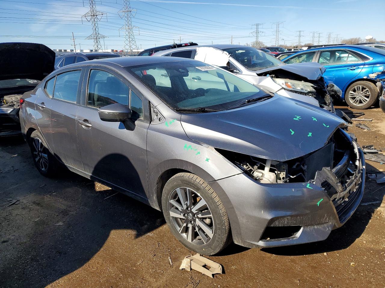 2021 NISSAN VERSA SV photo 7