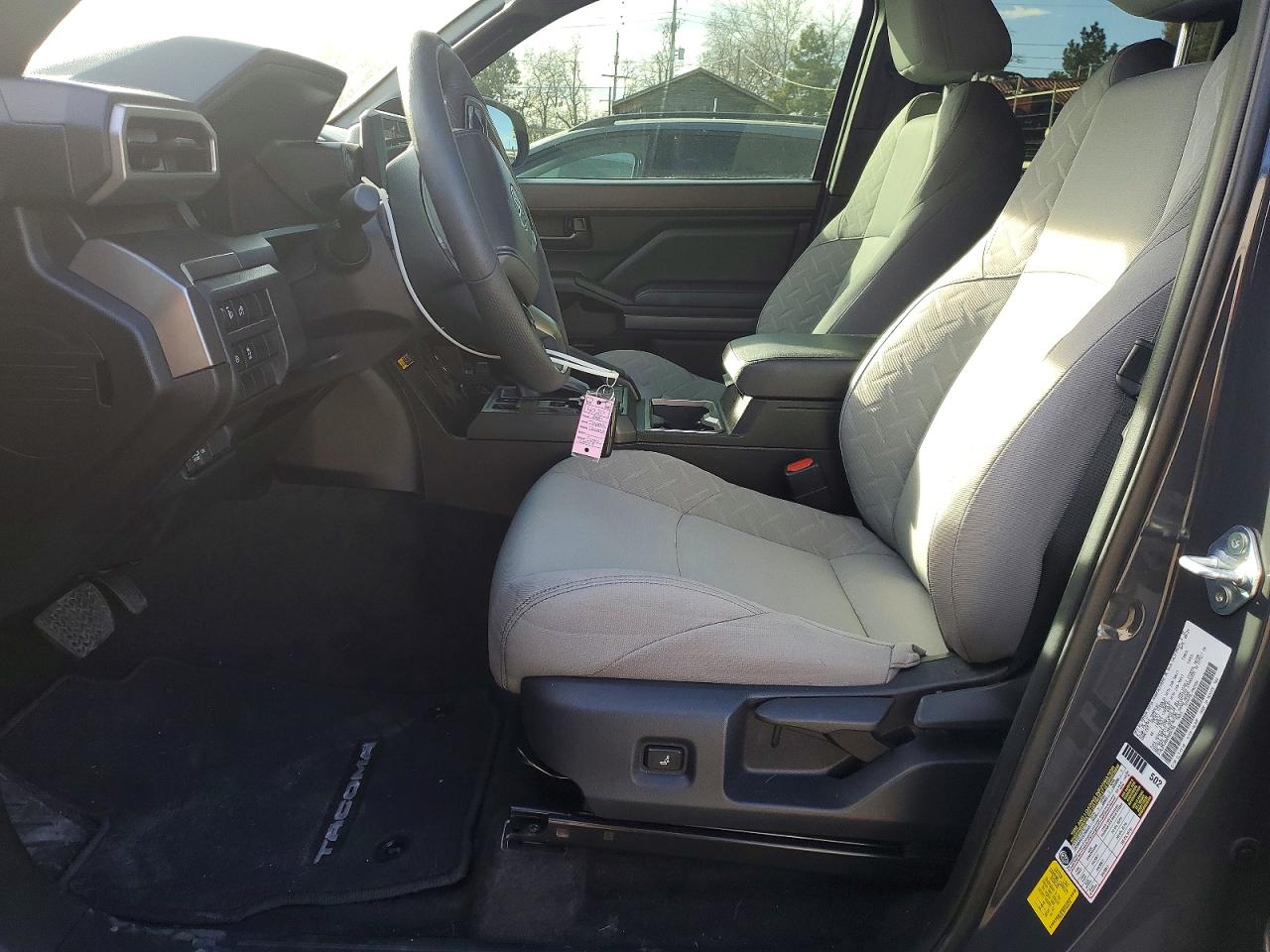 2024 TOYOTA TACOMA DOUBLE CAB photo 13