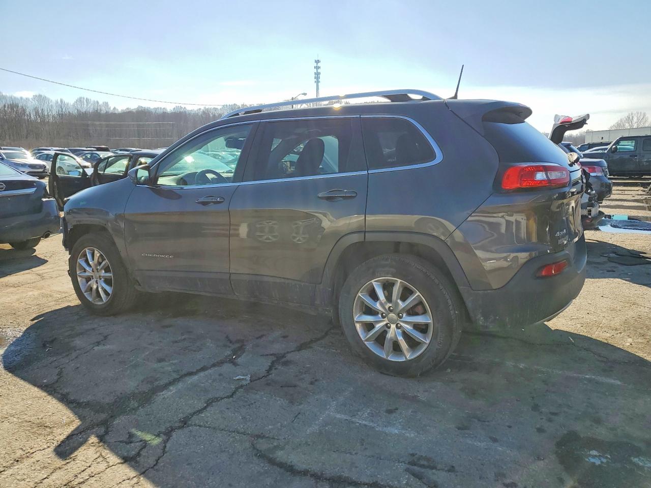 2017 JEEP CHEROKEE LIMITED photo 2