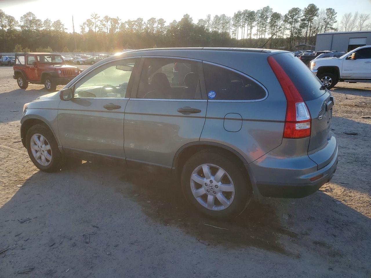 2011 HONDA CR-V SE photo 3