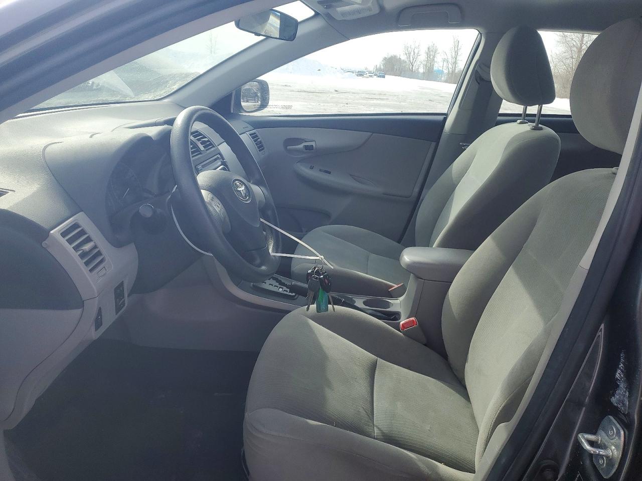 2013 TOYOTA COROLLA CE photo 13