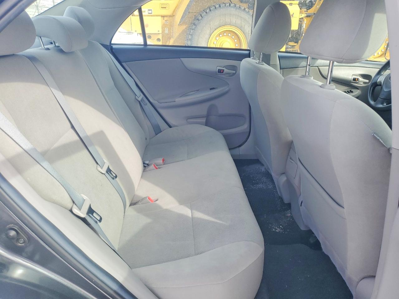 2013 TOYOTA COROLLA CE photo 19
