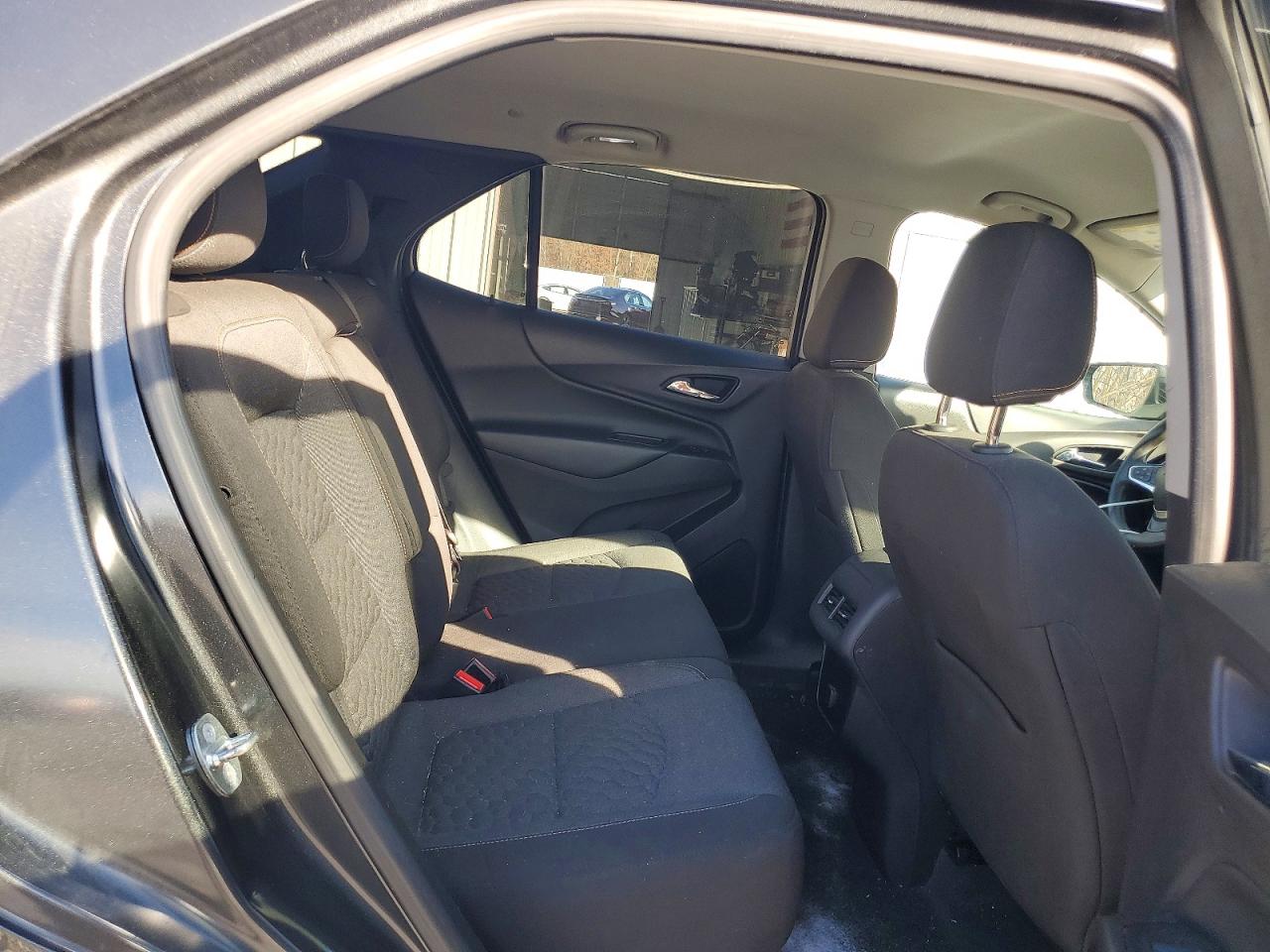 2018 CHEVROLET EQUINOX LT photo 10