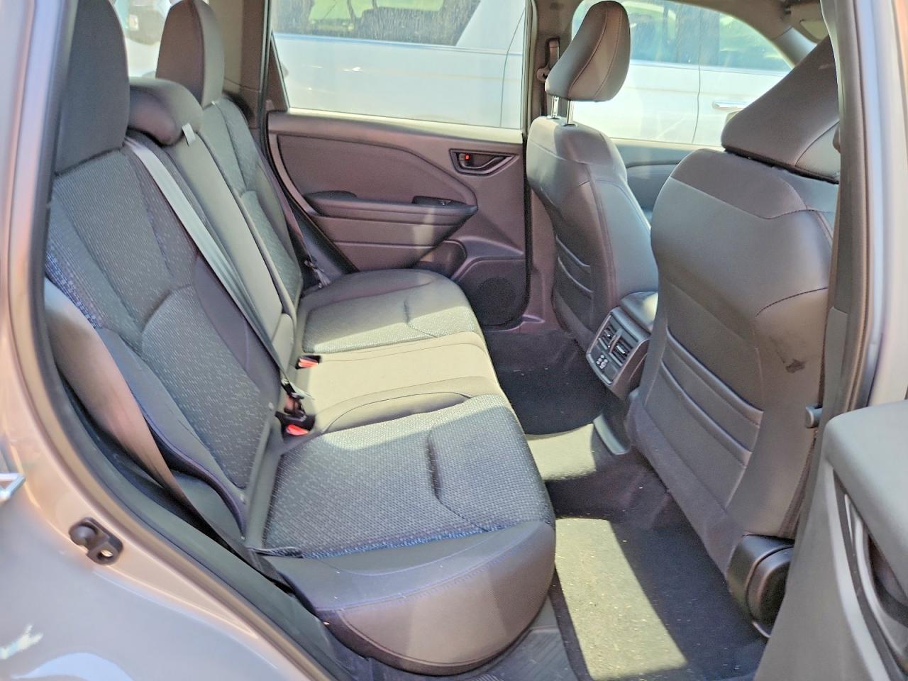 2025 SUBARU FORESTER PREMIUM photo 31