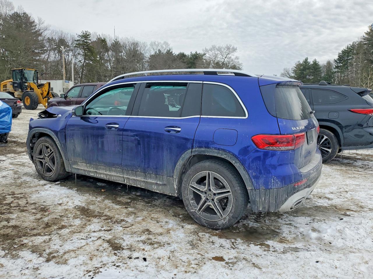 2020 MERCEDES-BENZ GLB 250 4MATIC photo 2
