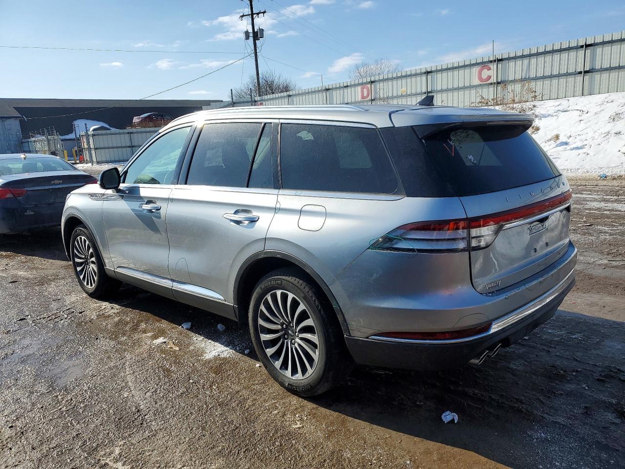 2024 LINCOLN AVIATOR photo 3
