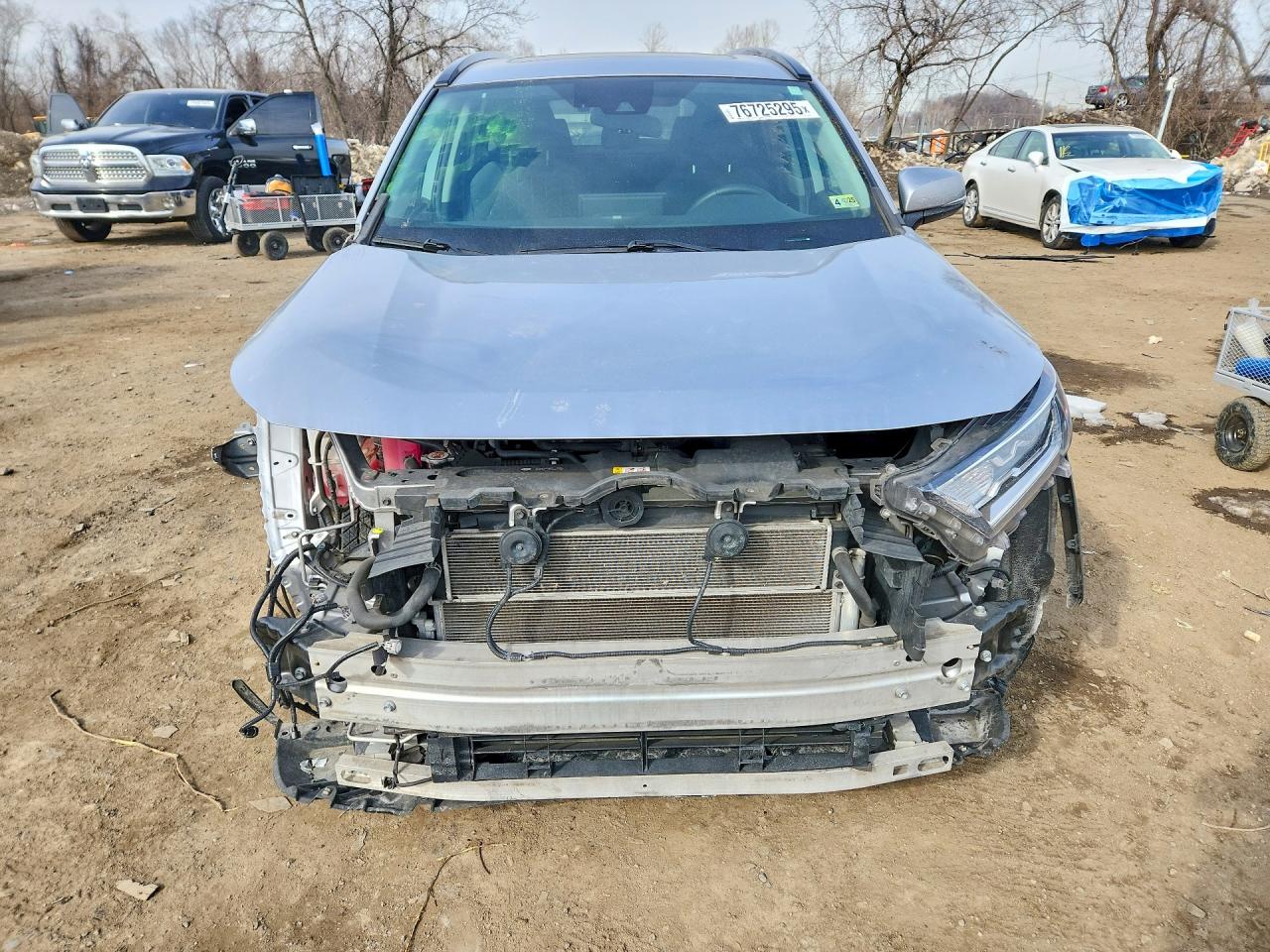 2021 TOYOTA RAV4 XLE photo 13