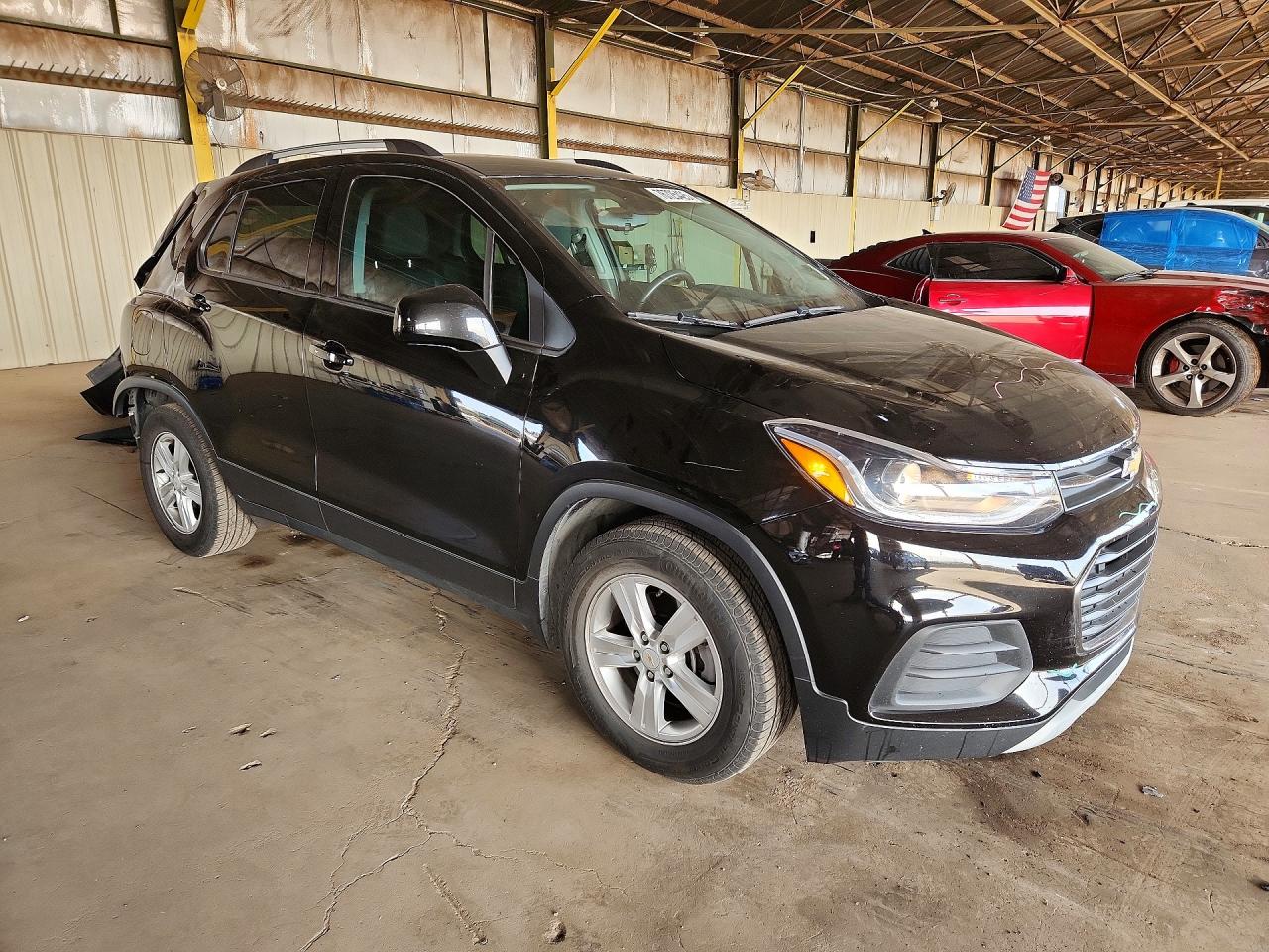 2021 CHEVROLET TRAX 1LT photo 4