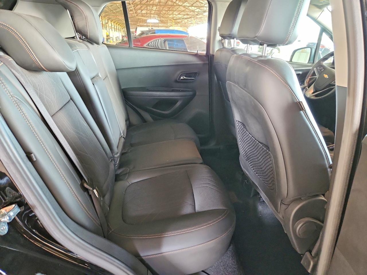 2021 CHEVROLET TRAX 1LT photo 11