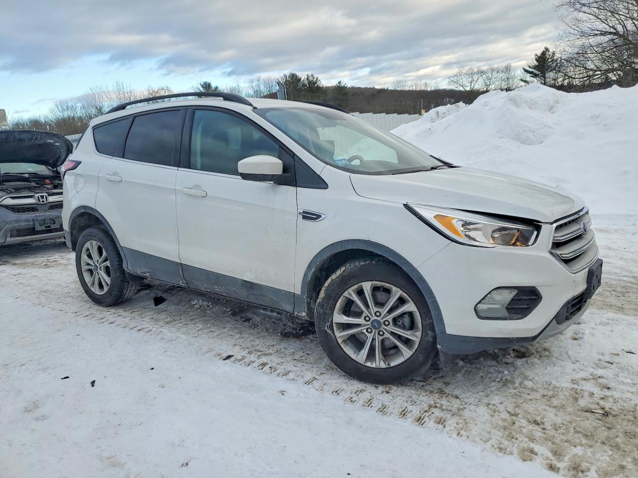 2018 FORD ESCAPE SE photo 4
