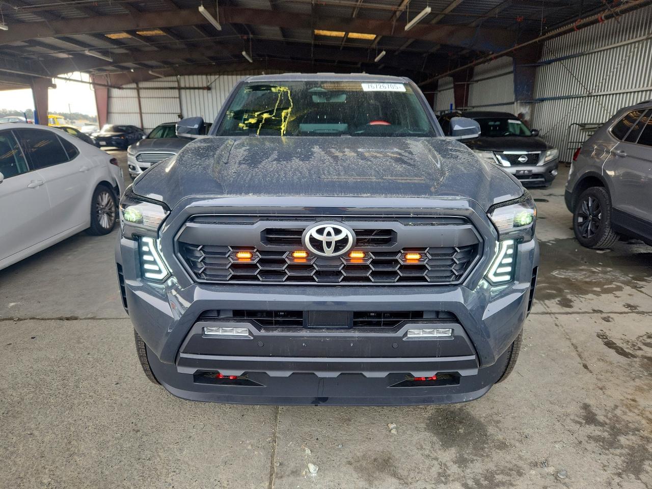 2025 TOYOTA TACOMA DOUBLE CAB photo 5
