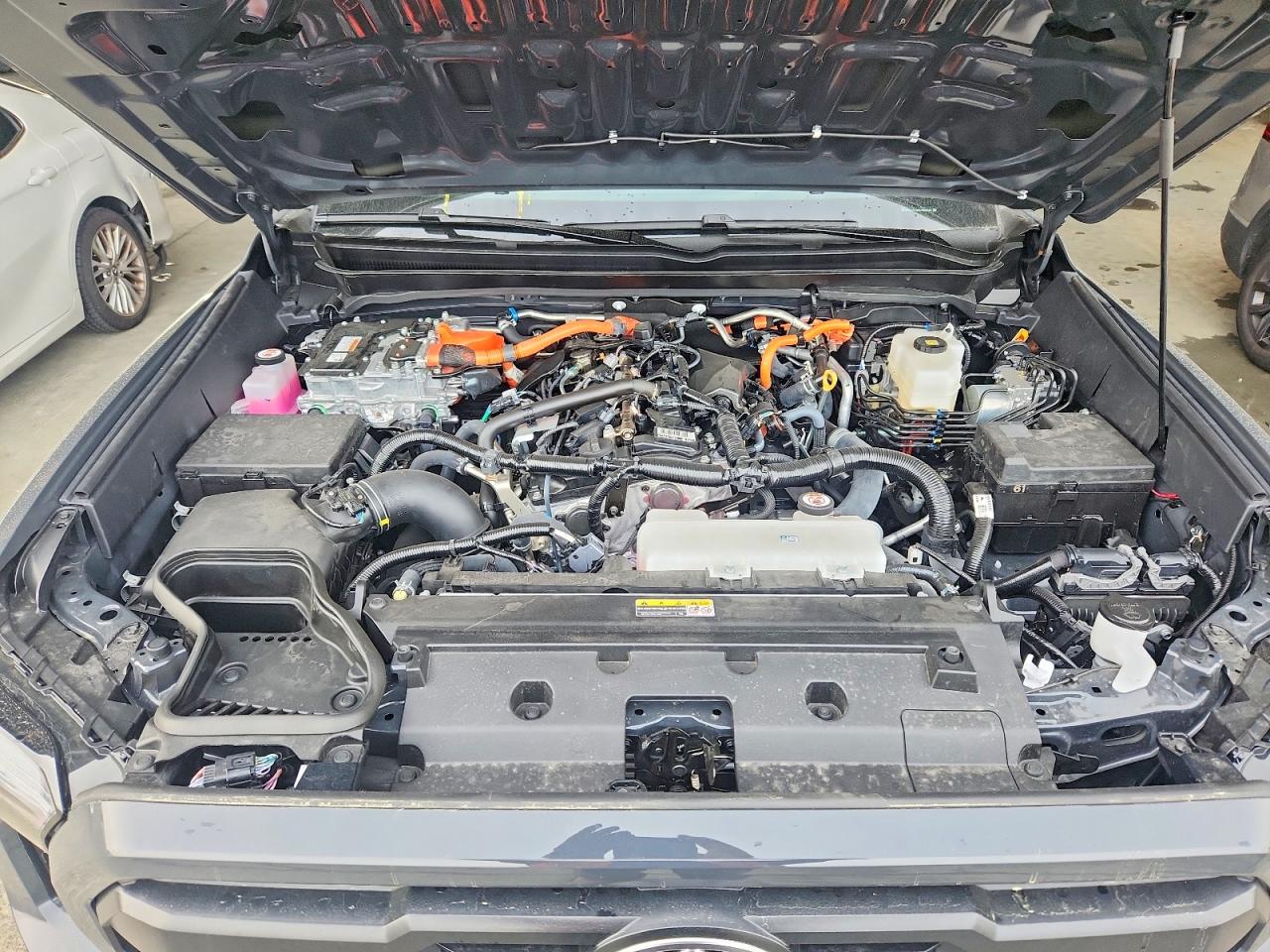 2025 TOYOTA TACOMA DOUBLE CAB photo 11