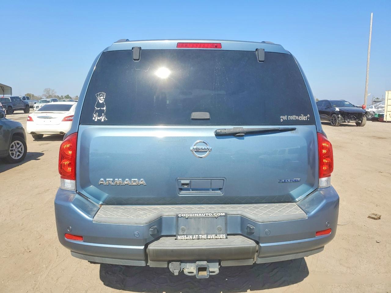 2011 NISSAN ARMADA SV photo 16