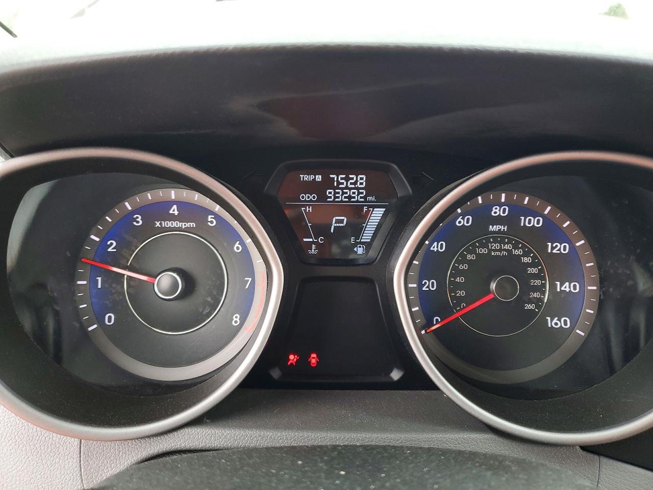 2013 HYUNDAI ELANTRA GLS photo 25
