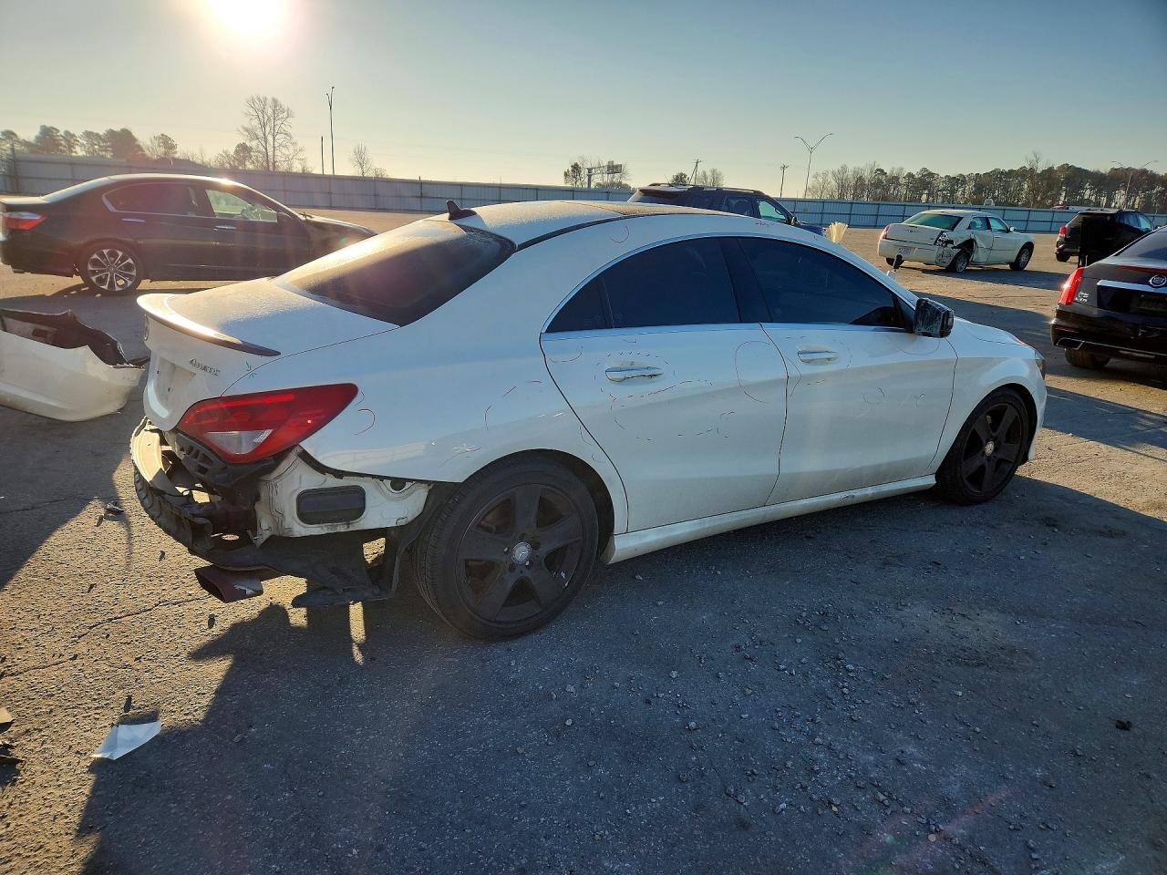 2016 MERCEDES-BENZ CLA 250 4MATIC photo 7