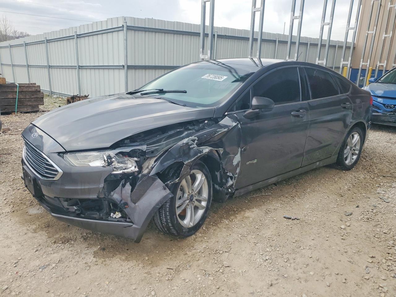 2018 FORD FUSION SE HYBRID photo 2