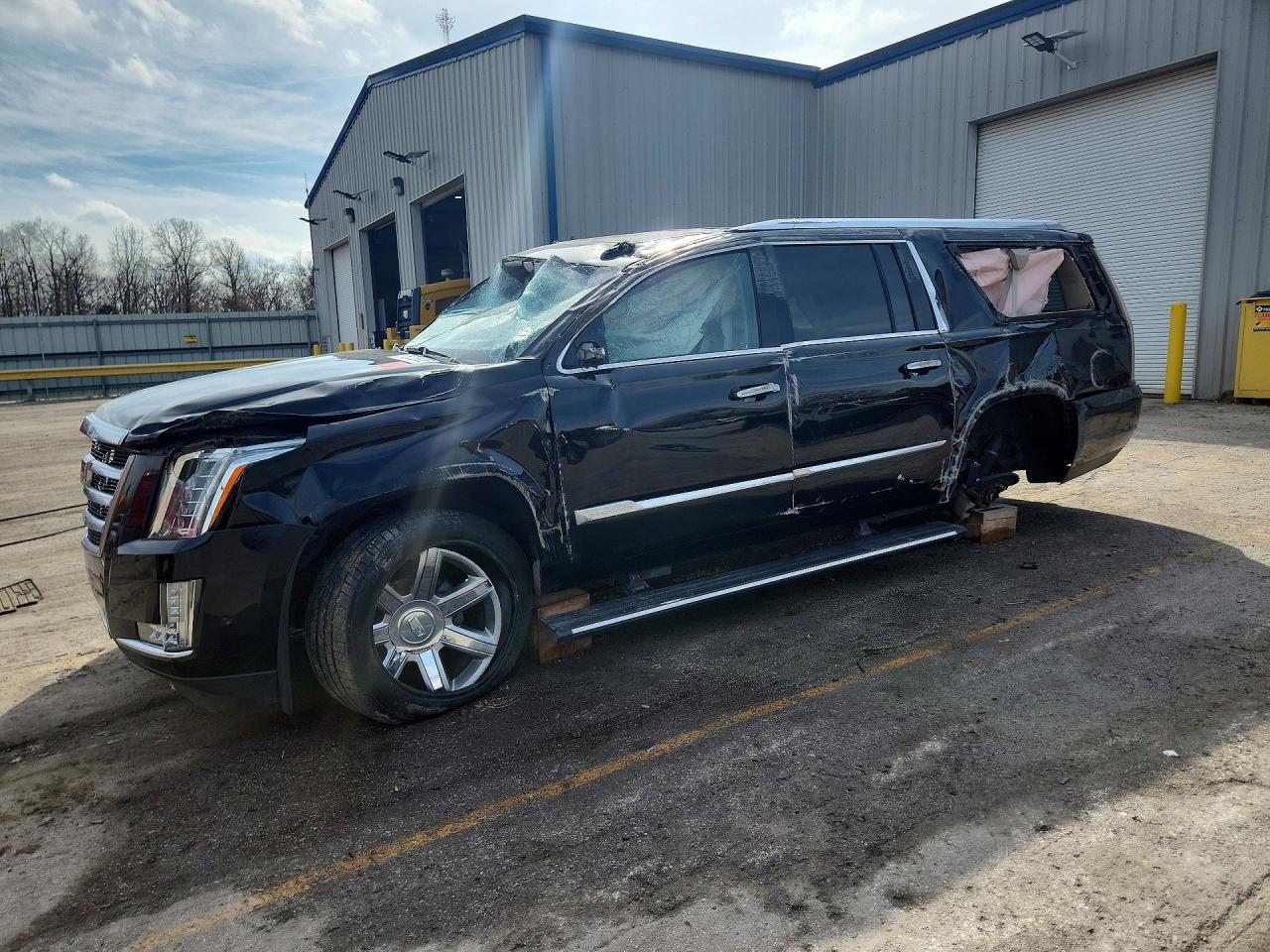 2019 CADILLAC ESCALADE