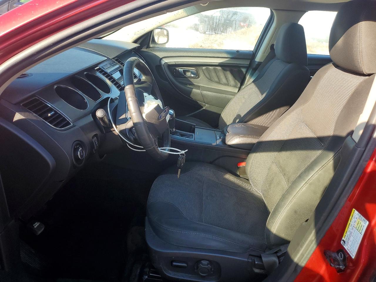 2012 FORD TAURUS SEL photo 19