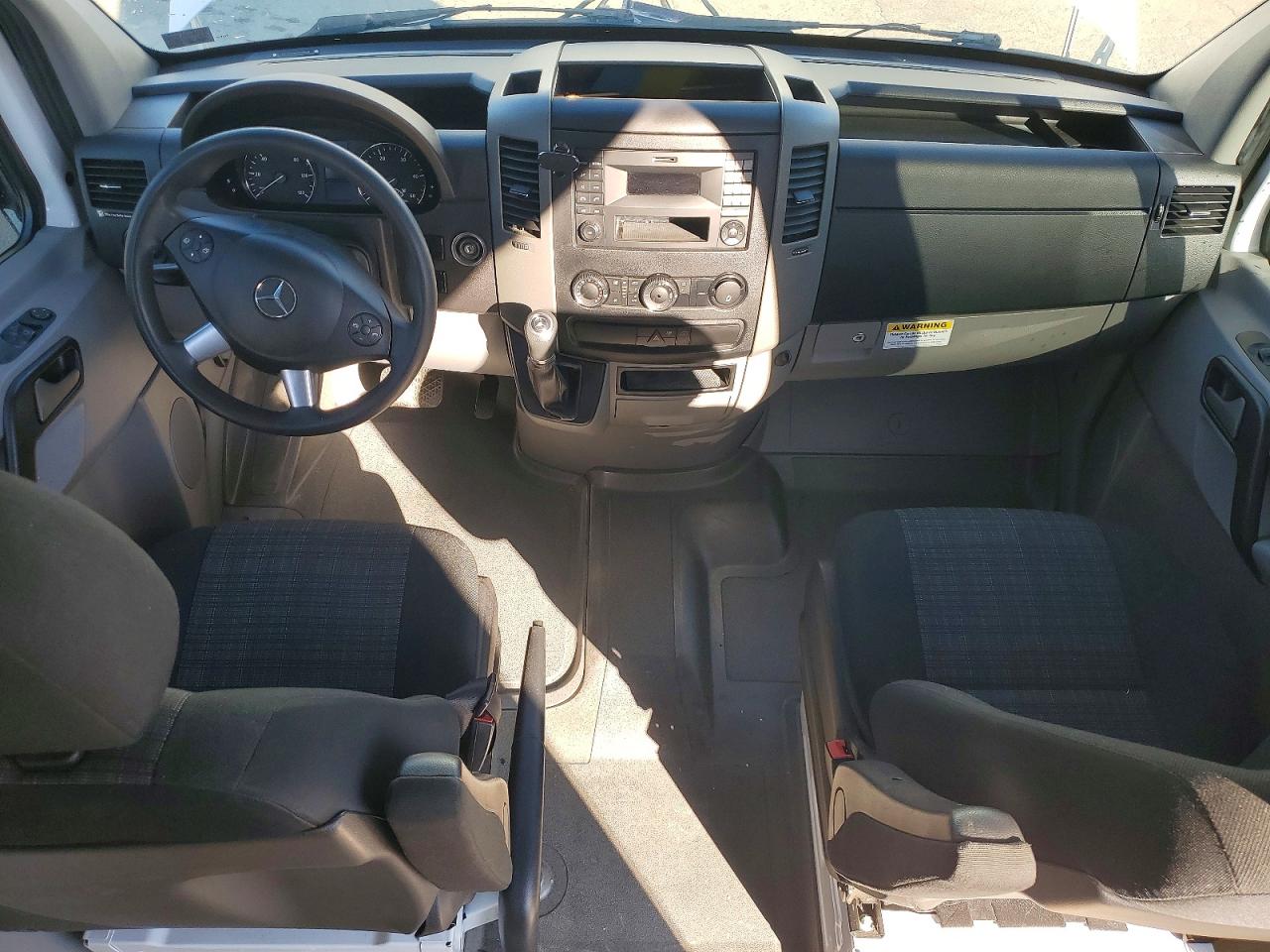 2017 MERCEDES-BENZ SPRINTER 2500 photo 22