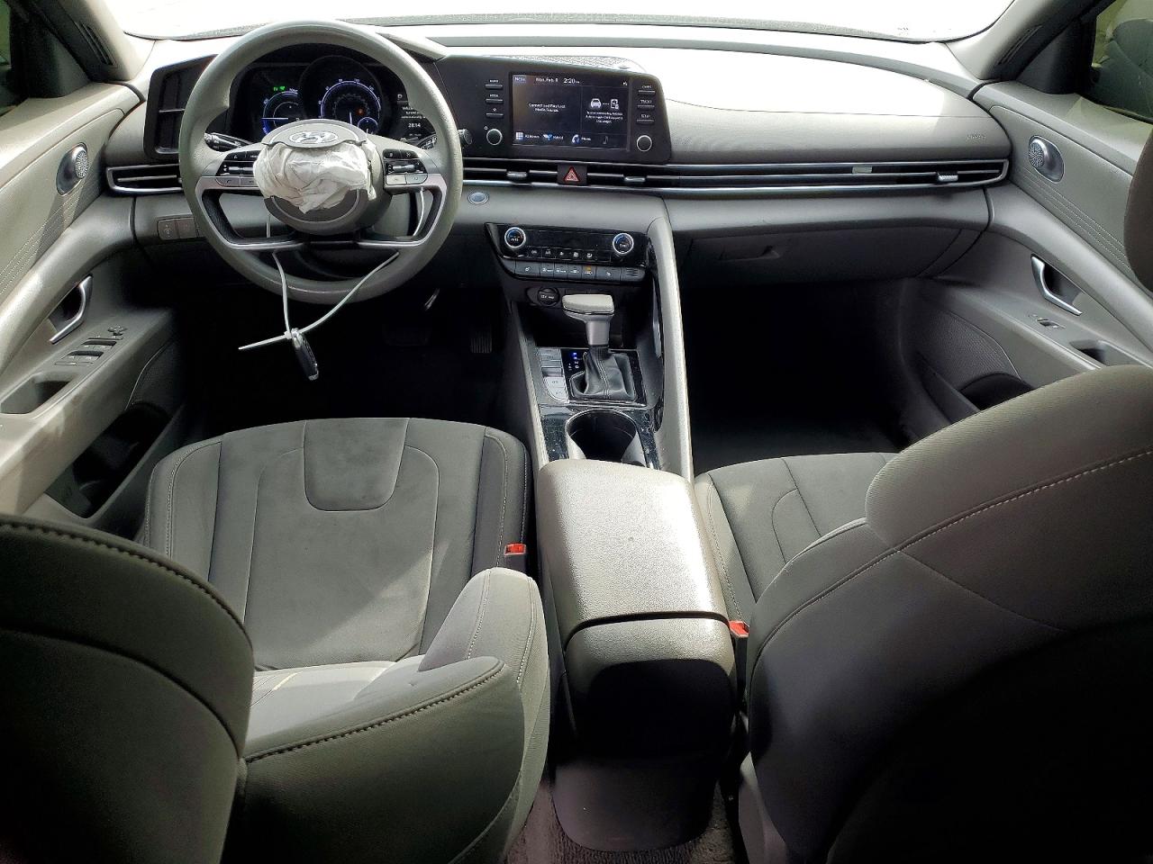 2023 HYUNDAI ELANTRA photo 8