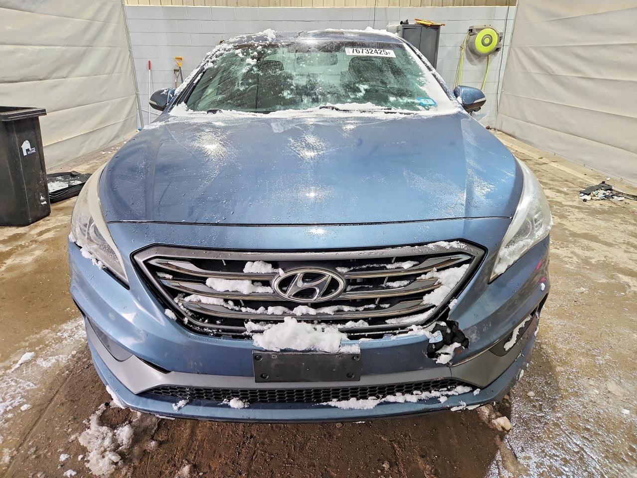 2015 HYUNDAI SONATA photo 9
