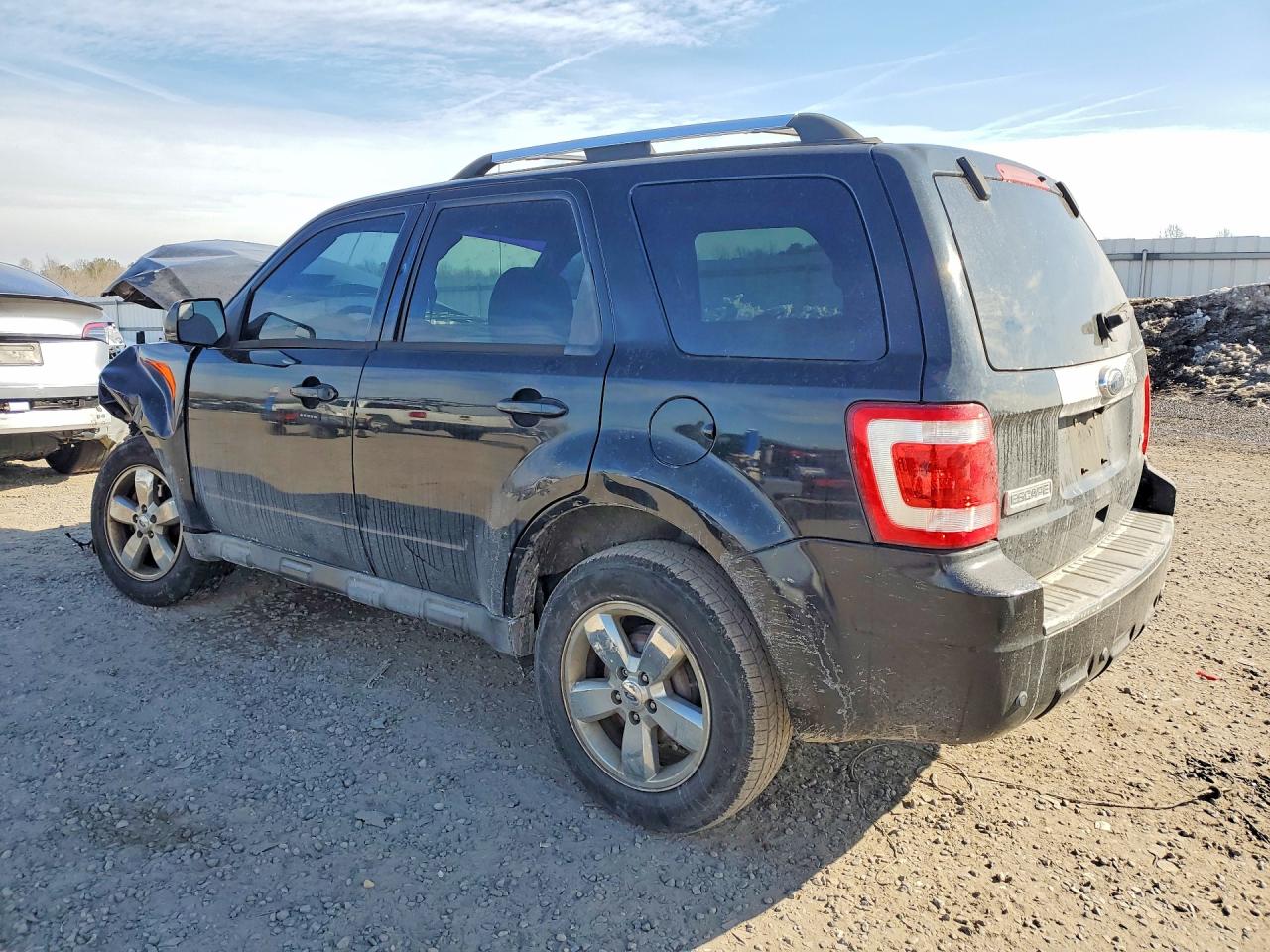 2010 FORD ESCAPE LIMITED photo 3