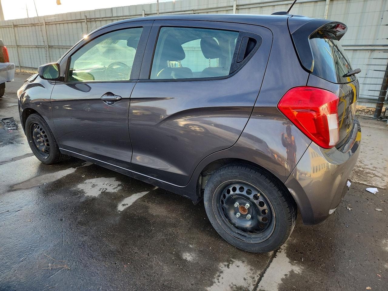 2016 CHEVROLET SPARK LS photo 4