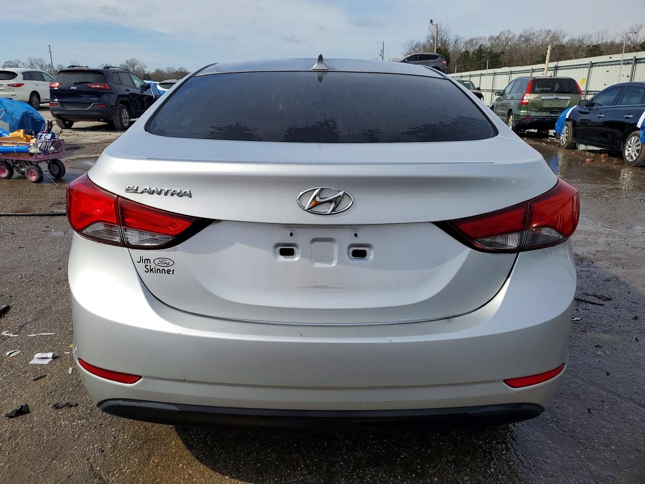2015 HYUNDAI ELANTRA SE photo 16