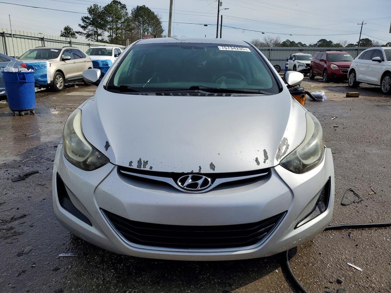 2015 HYUNDAI ELANTRA SE photo 13