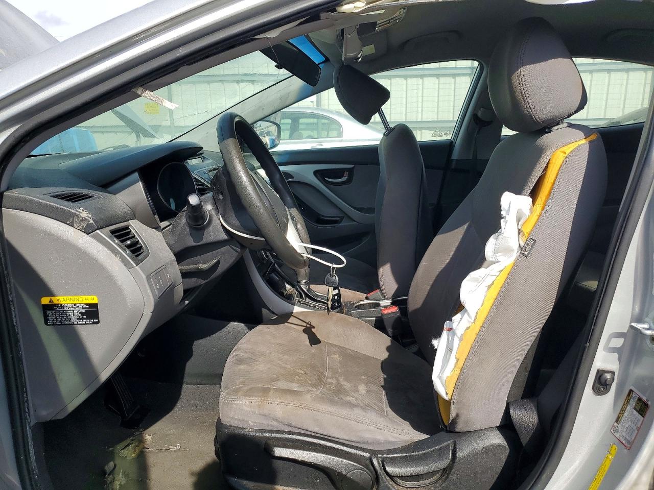 2015 HYUNDAI ELANTRA SE photo 19
