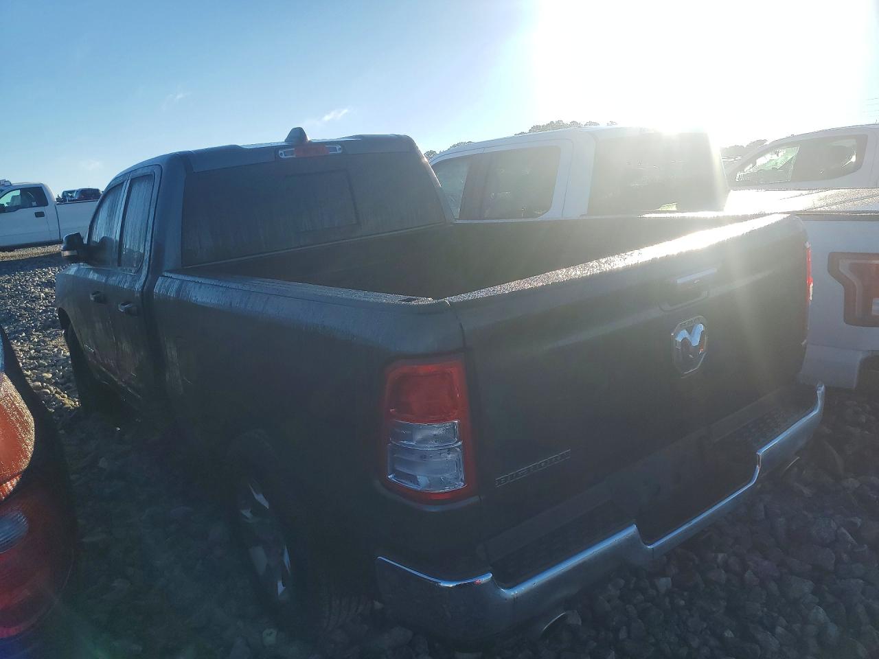 2019 RAM 1500 BIG HORN/LONE STAR photo 2
