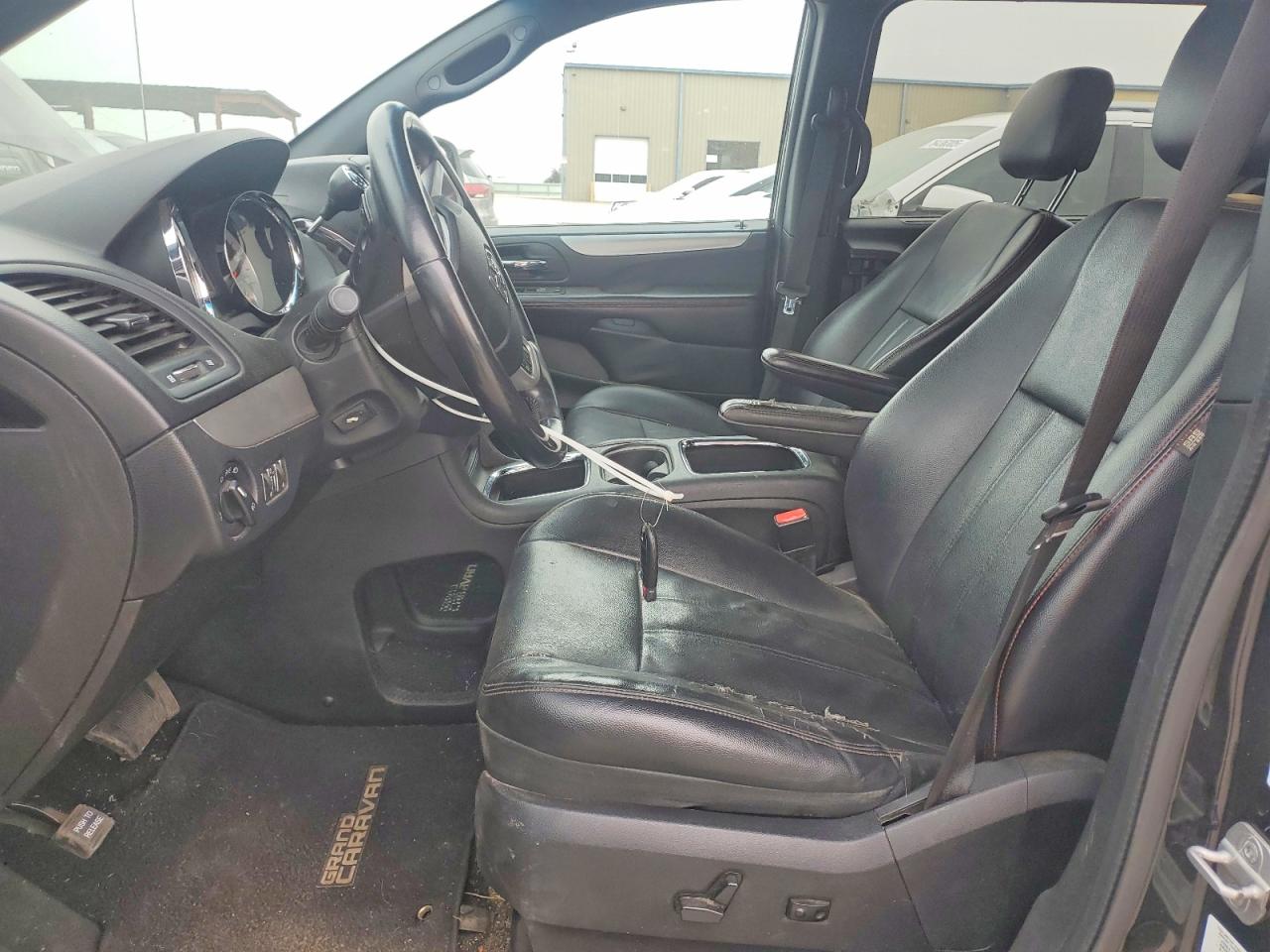 2012 DODGE GRAND CARAVAN R/T photo 7