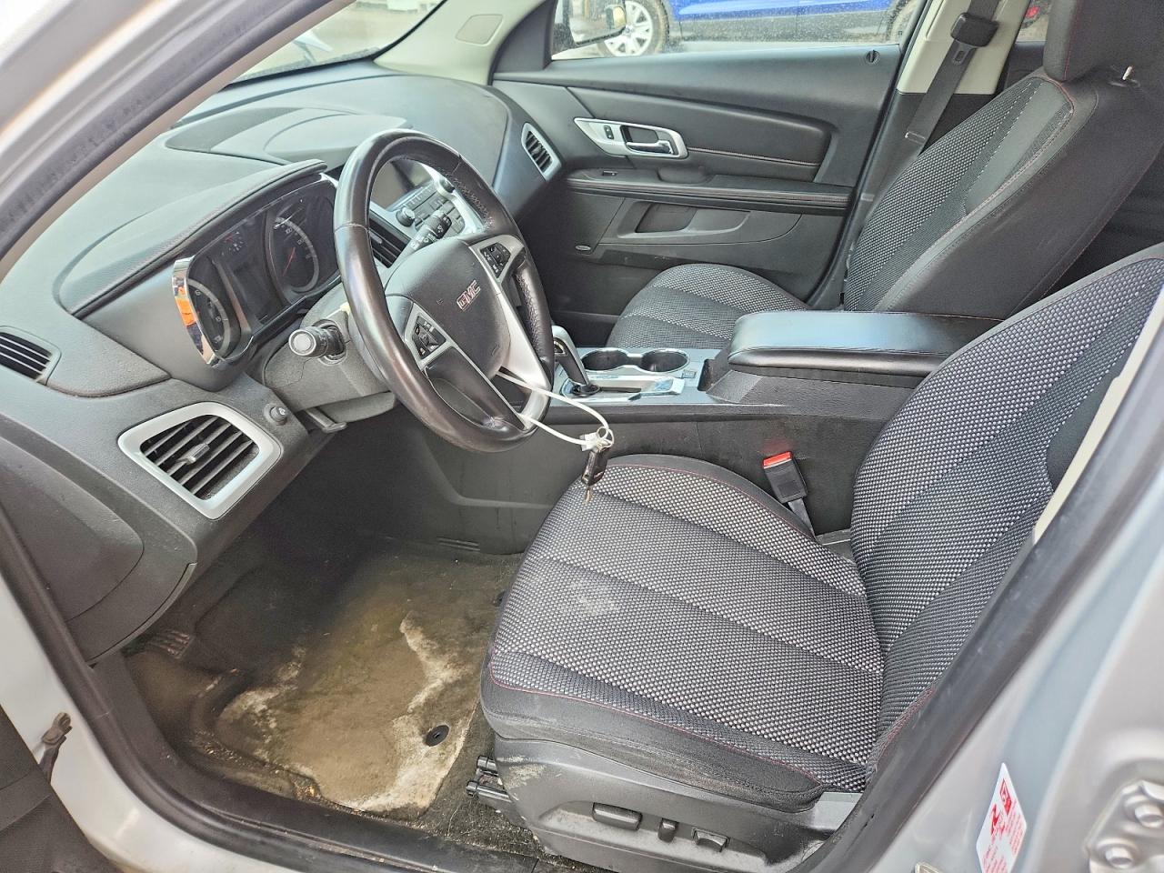 2015 GMC TERRAIN SLE photo 19