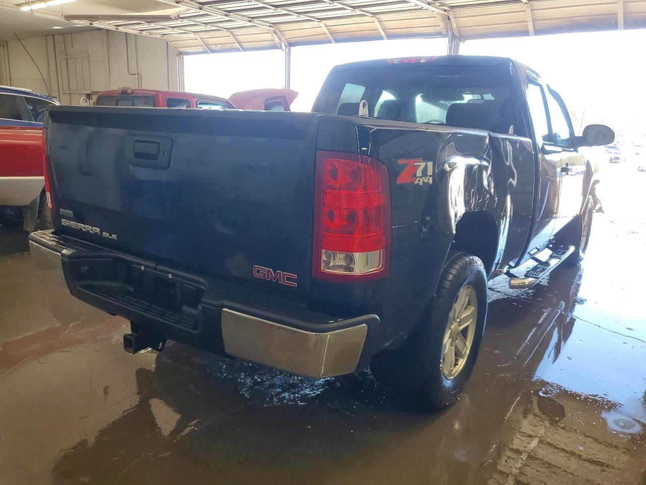2012 GMC SIERRA K1500 SLE photo 3