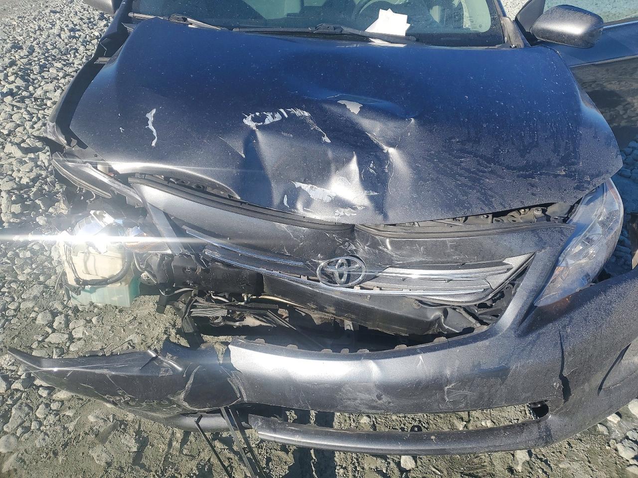 2013 TOYOTA COROLLA BASE photo 11