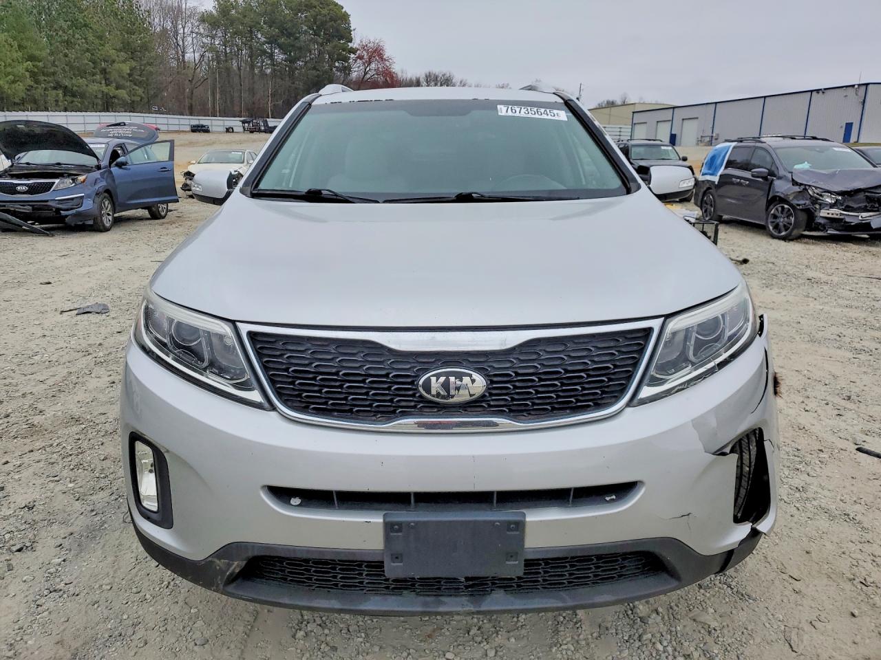 2014 KIA SORENTO LX photo 9