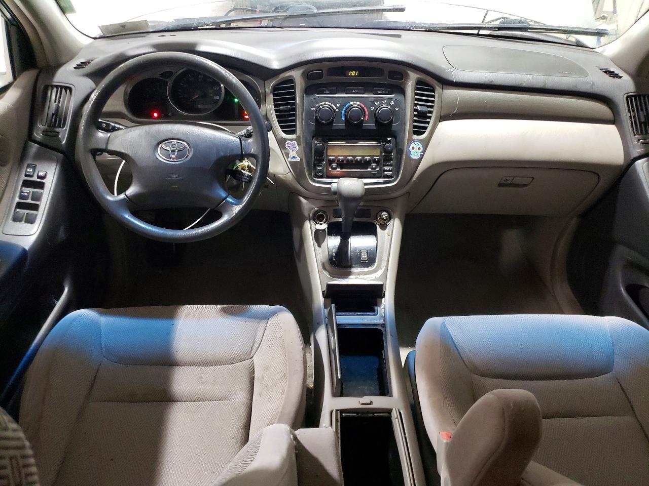 2003 TOYOTA HIGHLANDER LIMITED photo 8