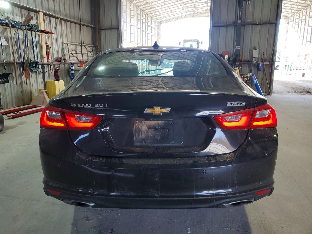 2017 CHEVROLET MALIBU PREMIER photo 6
