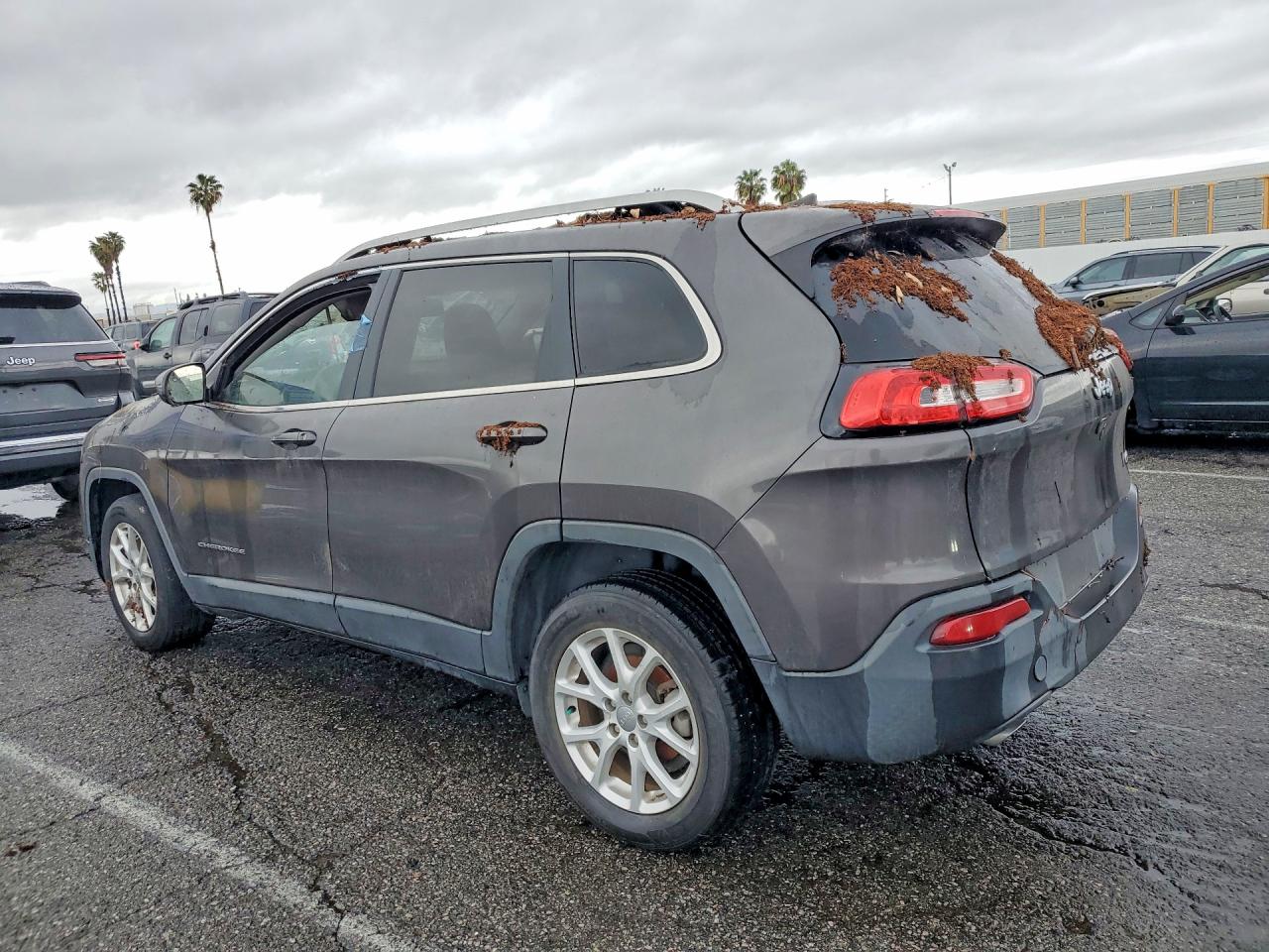 2017 JEEP CHEROKEE LATITUDE photo 3