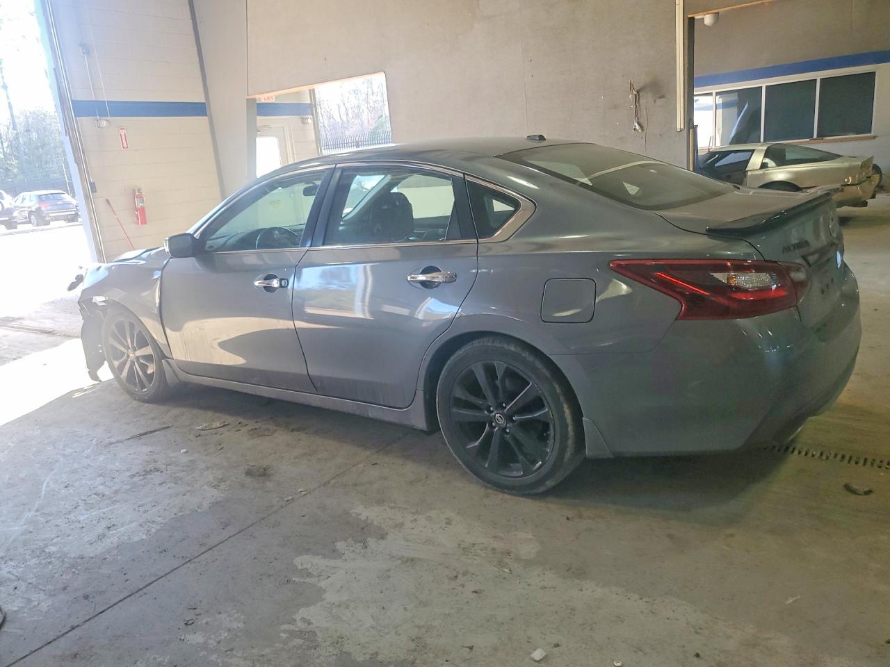 2018 NISSAN ALTIMA 2.5 photo 2