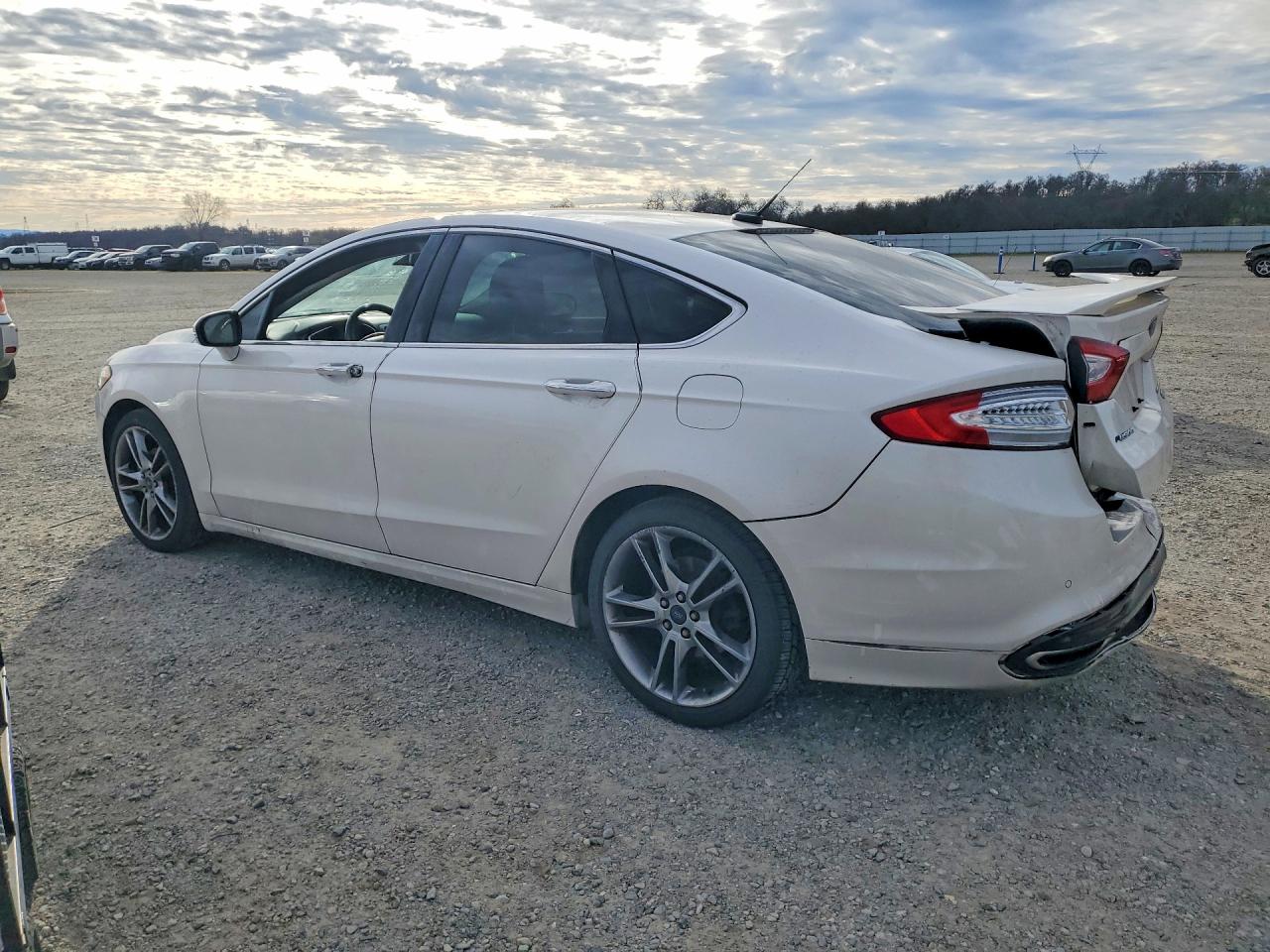 2014 FORD FUSION TITANIUM photo 2