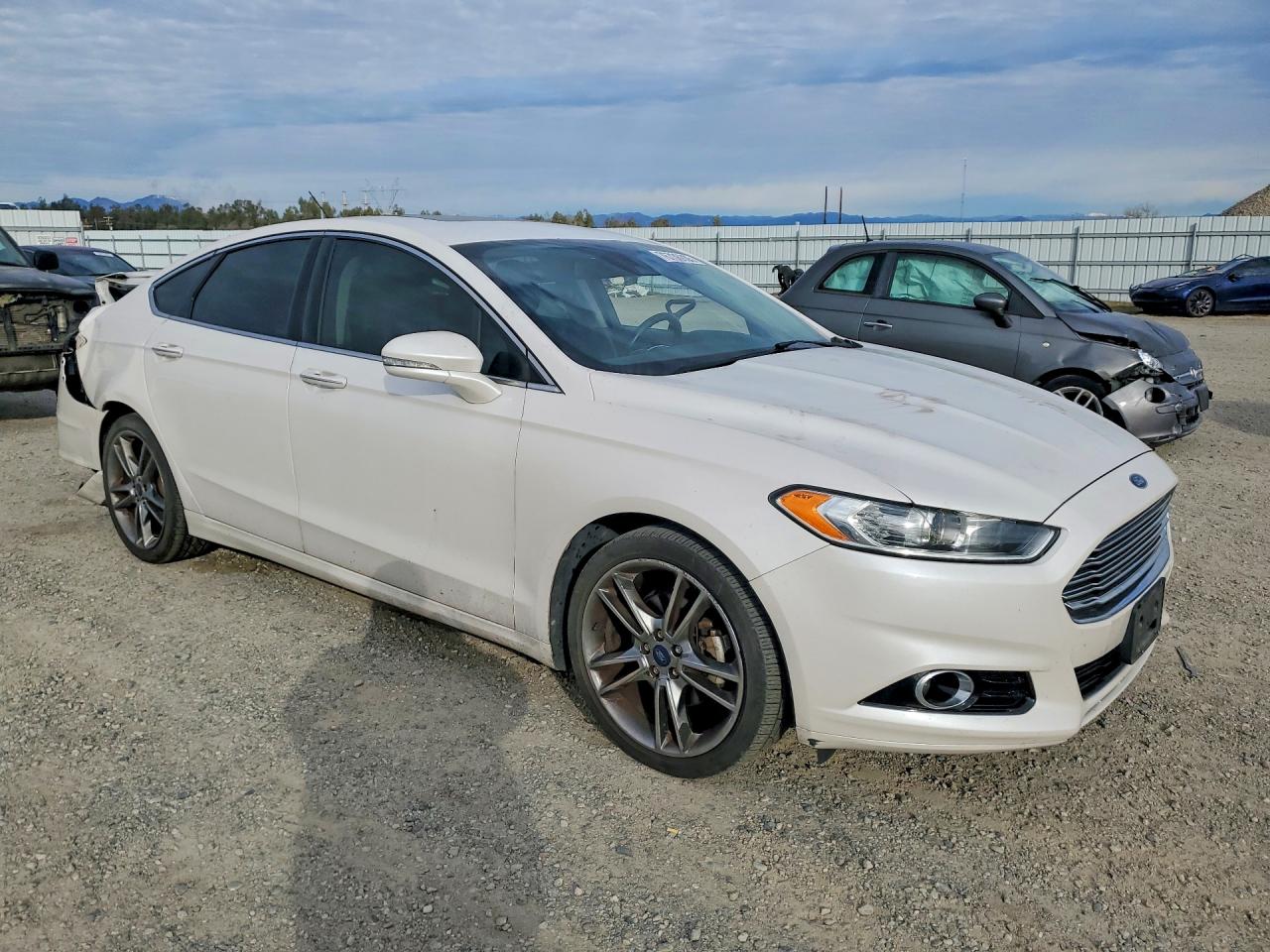 2014 FORD FUSION TITANIUM photo 4
