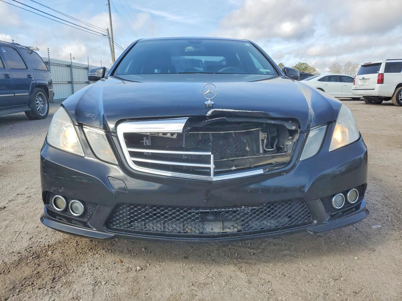 2010 MERCEDES-BENZ E 350 photo 9