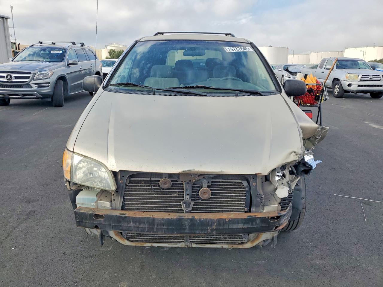 2003 TOYOTA SIENNA CE photo 5