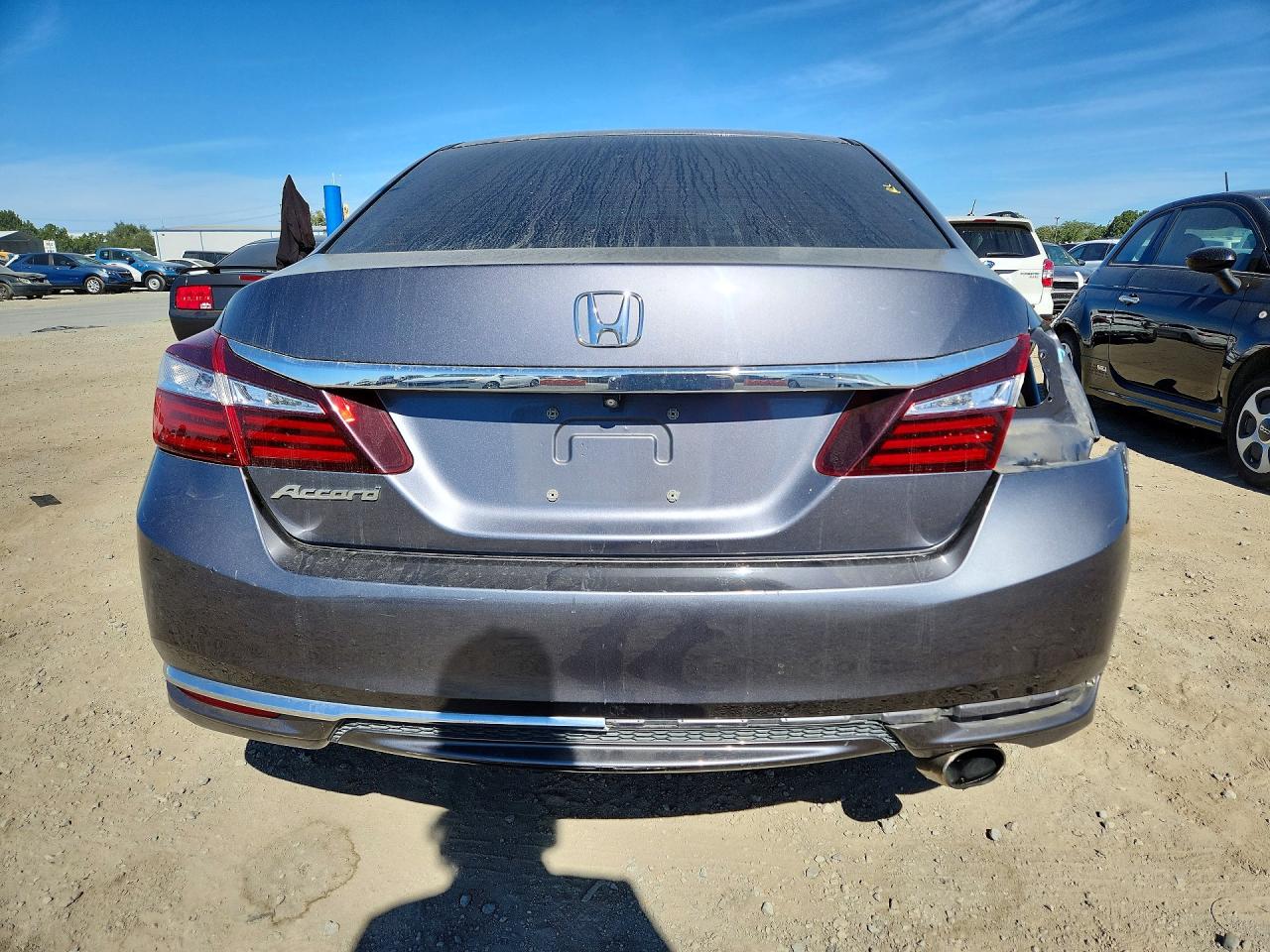 2017 HONDA ACCORD LX photo 6