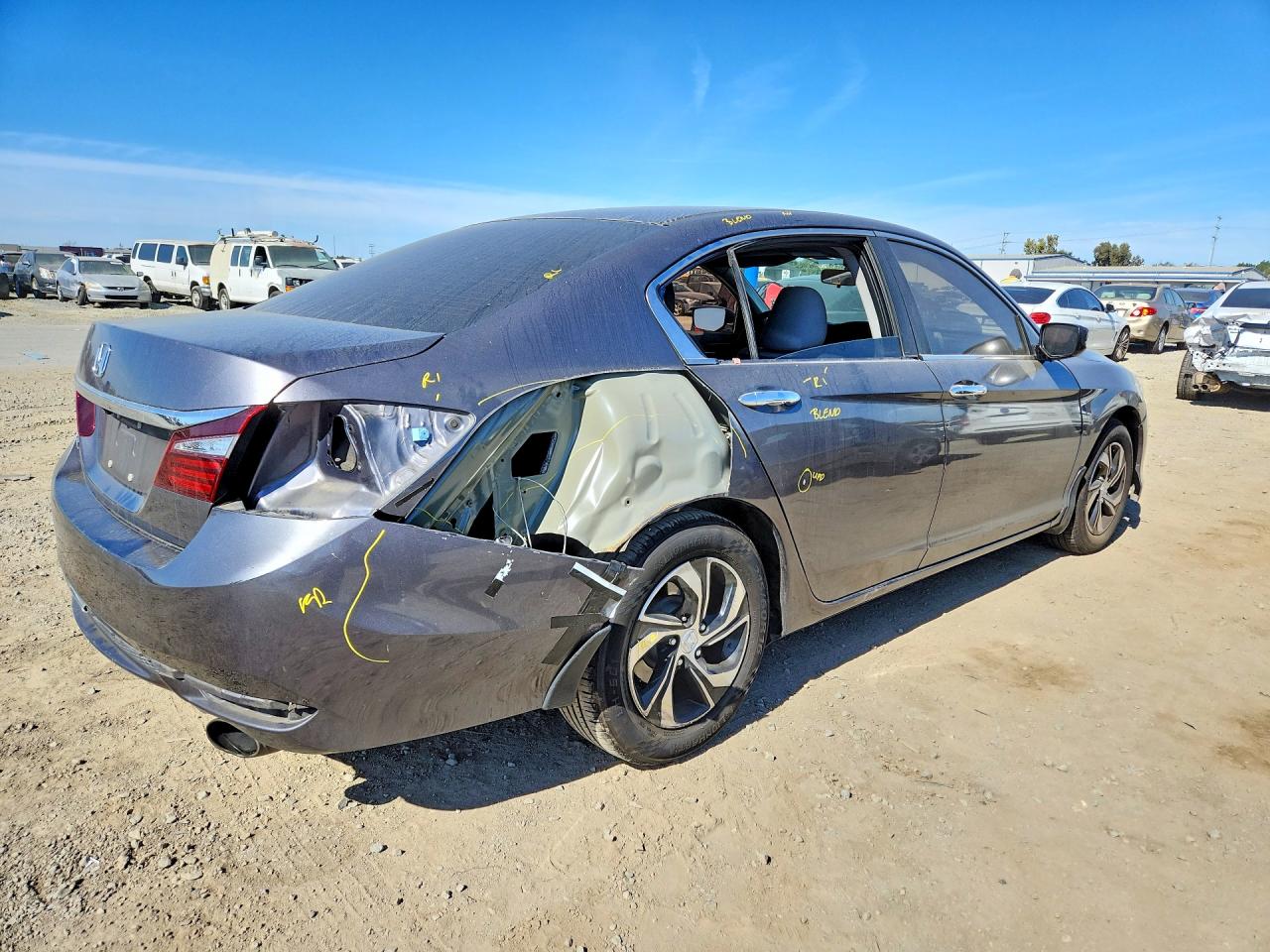2017 HONDA ACCORD LX photo 3