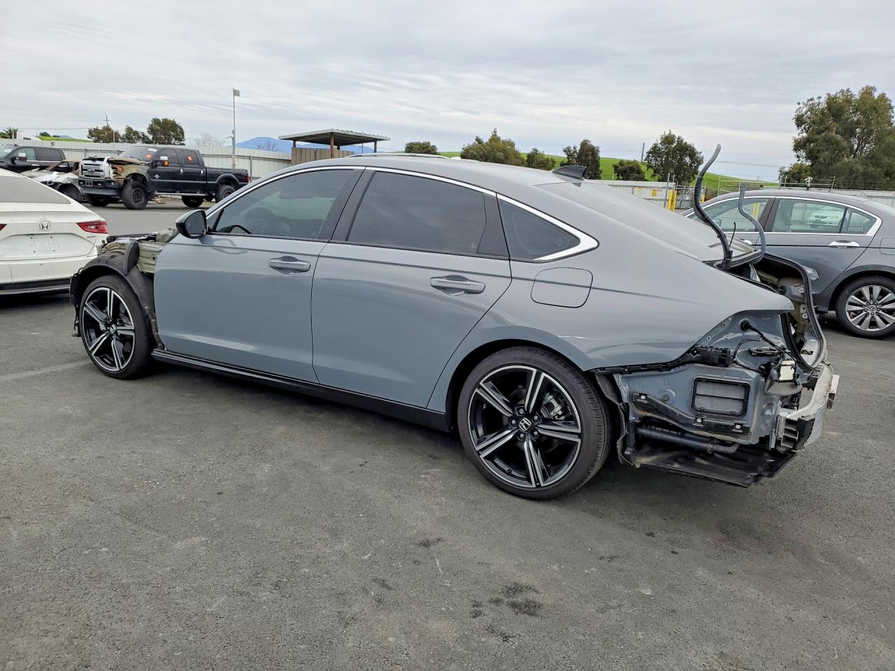 2025 HONDA ACCORD HYBRID SPORT photo 2
