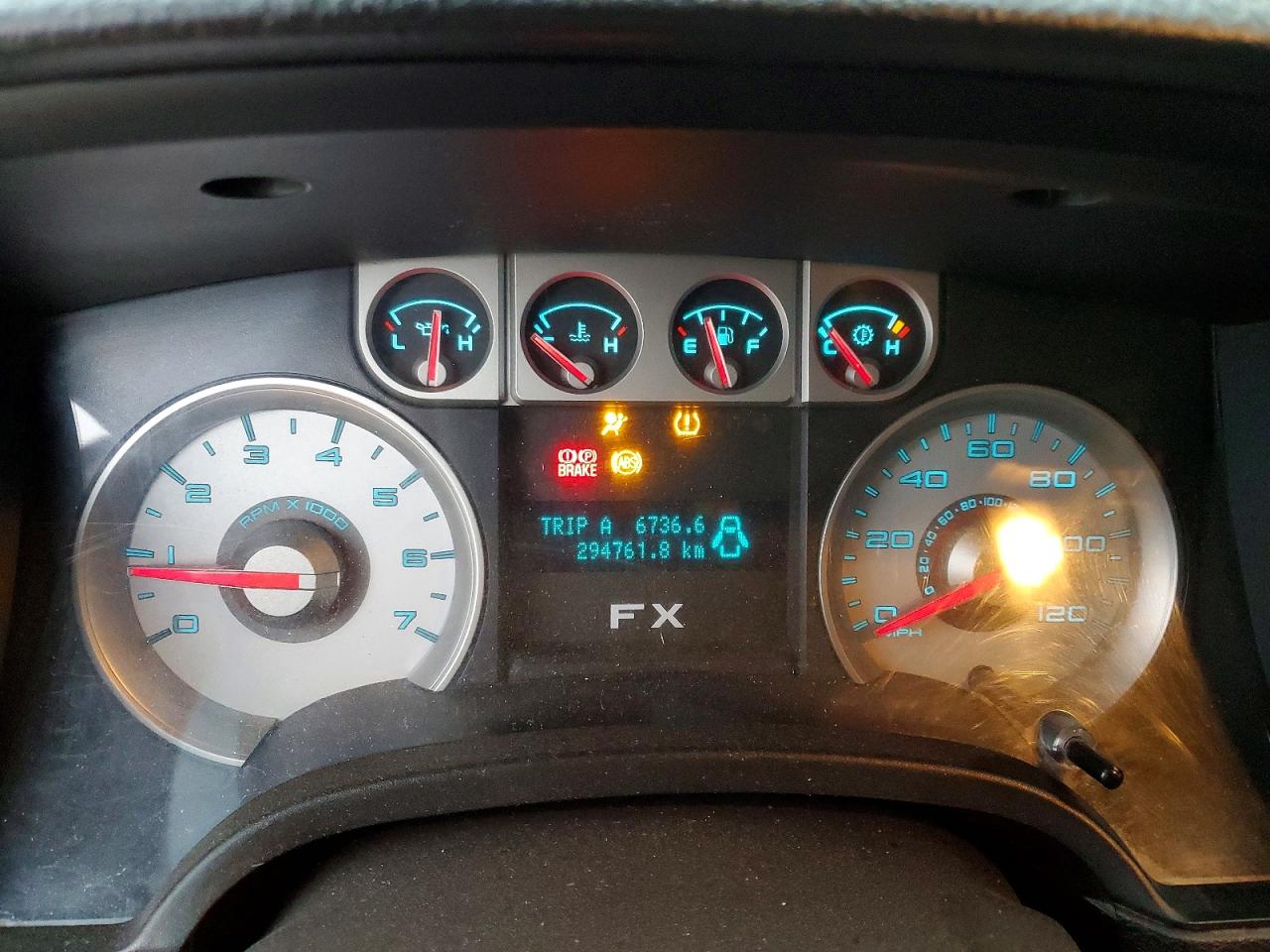 2010 FORD F150 SUPERCREW photo 25