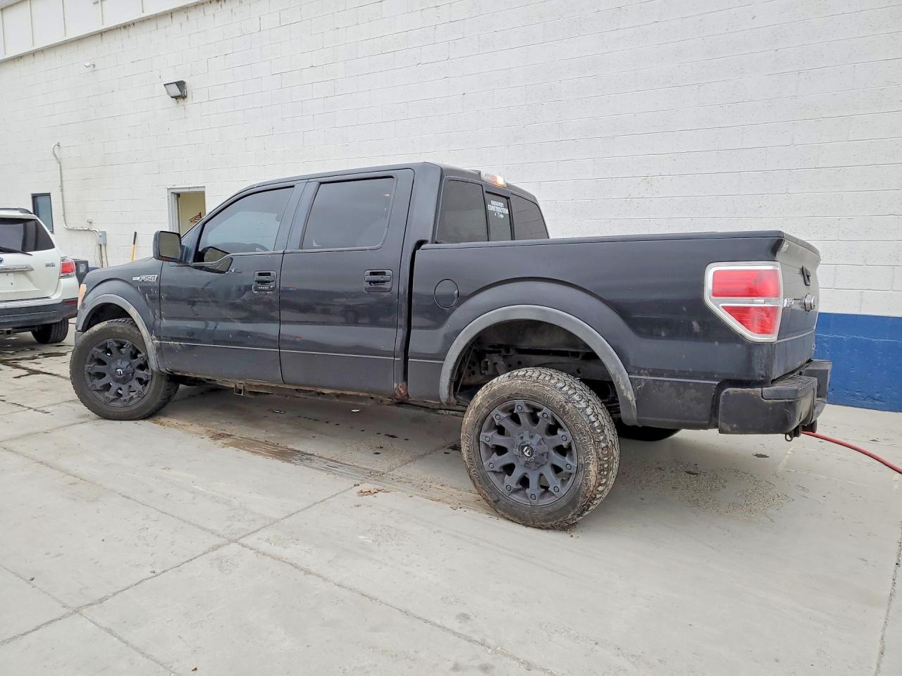 2010 FORD F150 SUPERCREW photo 4